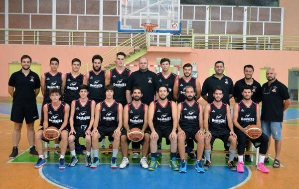 Equipo de baloncesto Dental 32 Lora CB